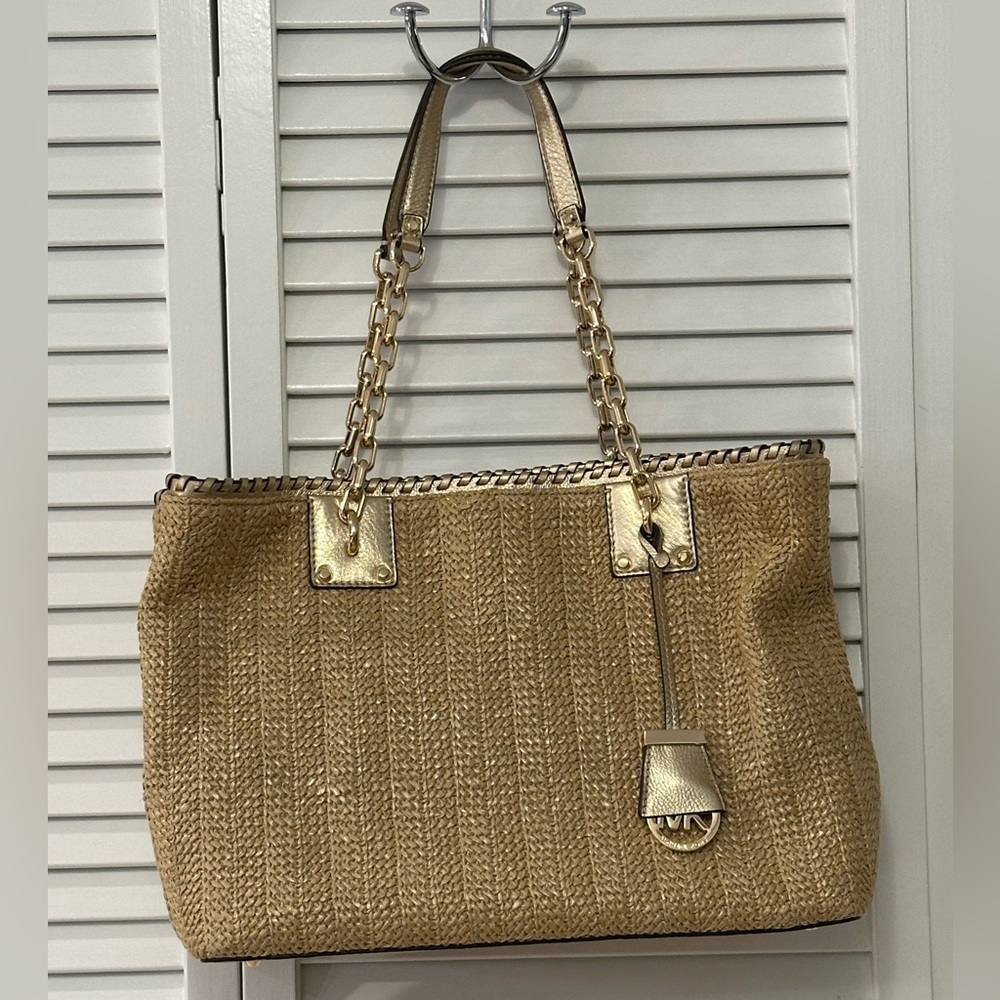 Micheal Kors leather and straw woven satchel - Picture 2 of 7